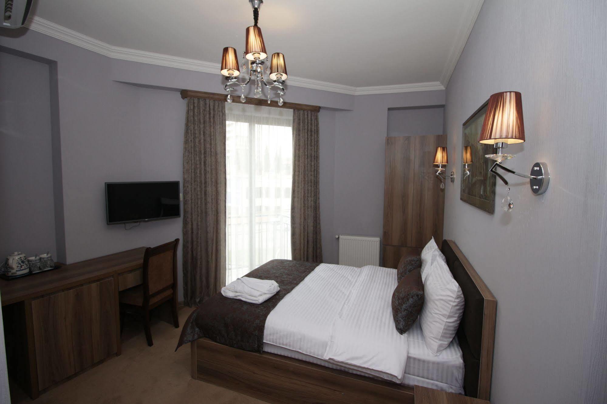 Hotel Pushkin Tbilisi Exterior photo